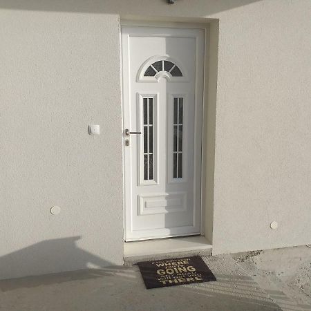Apartment Zaklopatica Lastovo المظهر الخارجي الصورة