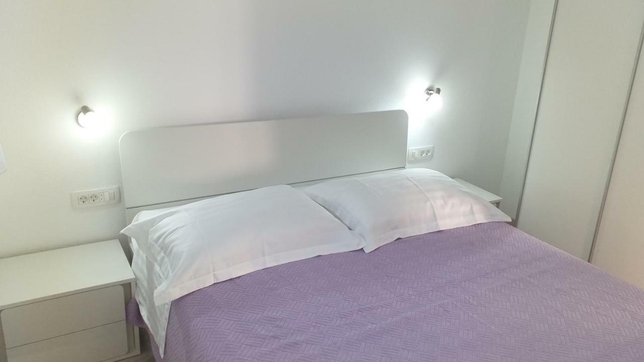 Apartment Zaklopatica Lastovo المظهر الخارجي الصورة